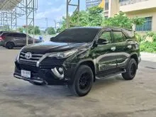2016 Toyota FORTUNER 2.4 (ปี 15-25) V SUV