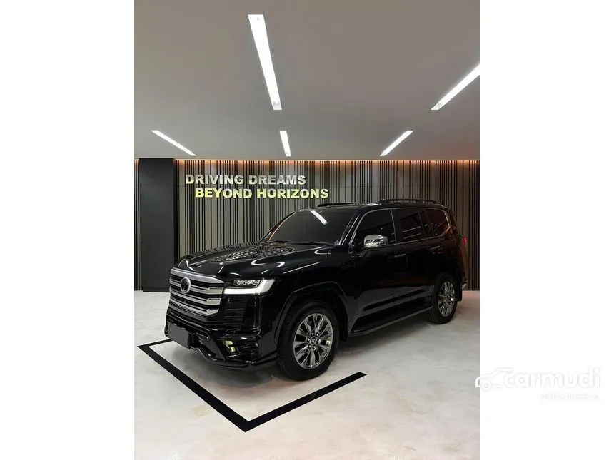 2023 Toyota Land Cruiser VX-R 70th Anniversary SUV