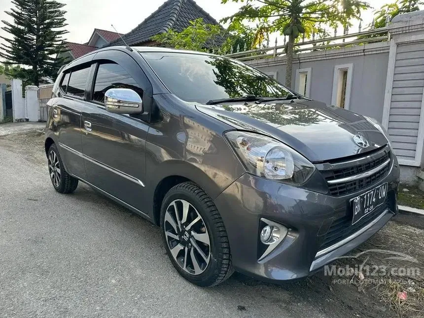 Jual Mobil Toyota Agya 2016 G 1.0 di Sumatera Utara Automatic Hatchback Abu