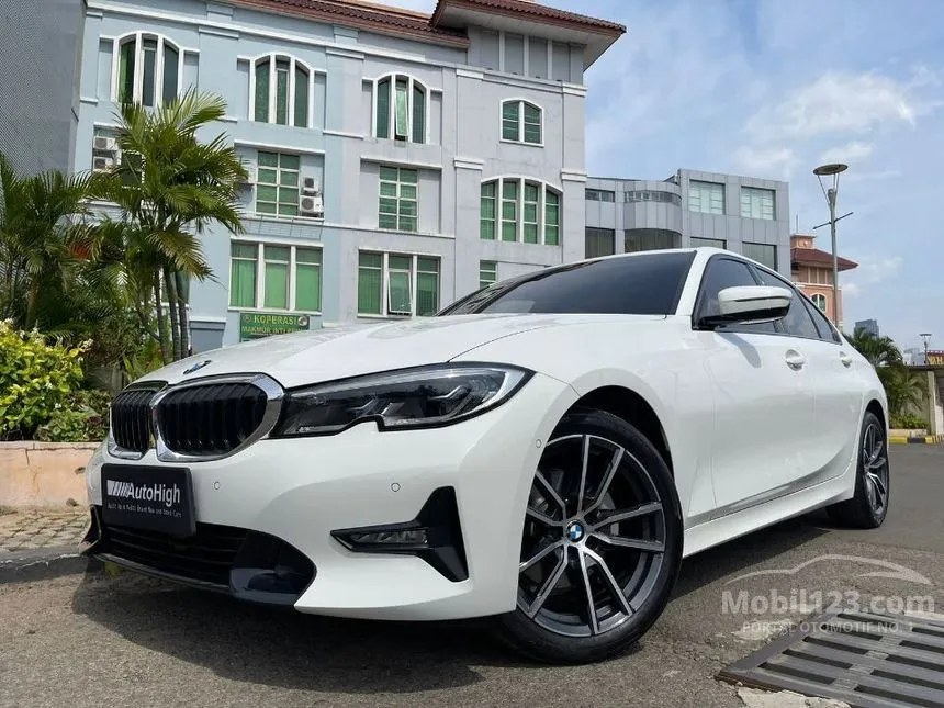 Jual Mobil BMW 320i 2019 Sport 2.0 di DKI Jakarta Automatic Sedan Putih Rp 745.000.000
