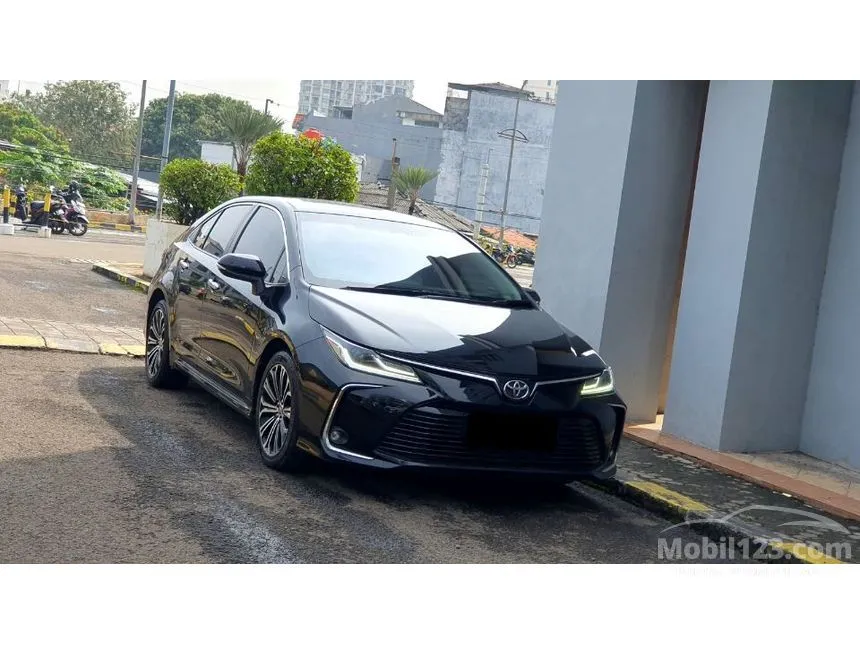 2021 Toyota Corolla Altis V Sedan