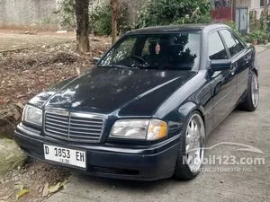 1997 Mercedes-Benz C230 2.3 Classic Sedan