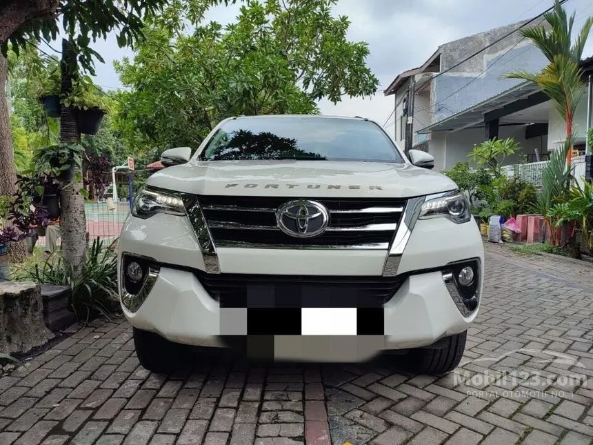 Jual Mobil Toyota Fortuner 2017 VRZ 2.4 di Jawa Timur Automatic SUV Putih Rp 390.000.001