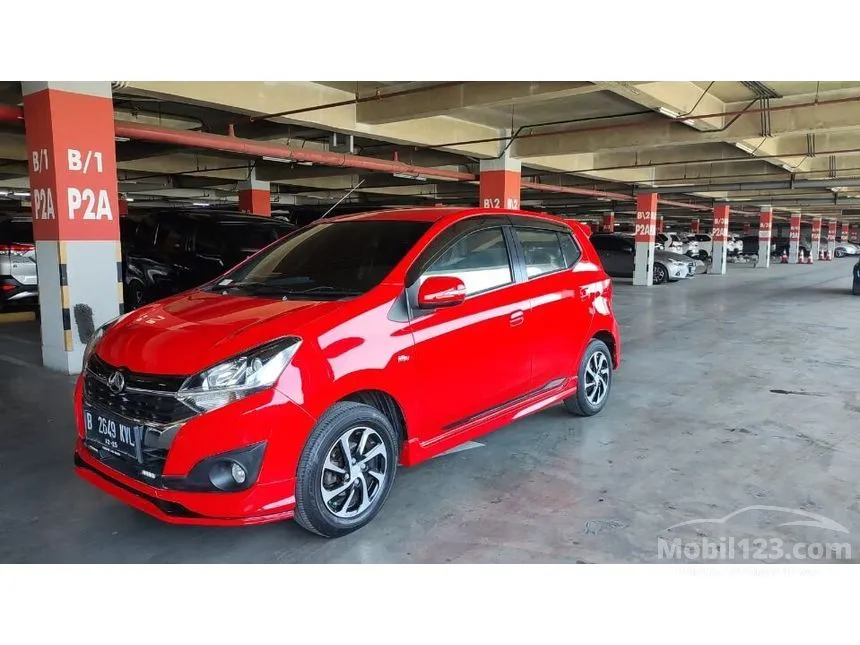 Jual Mobil Daihatsu Ayla 2017 R Deluxe 1.2 di DKI Jakarta Automatic Hatchback Merah Rp 118.000.000