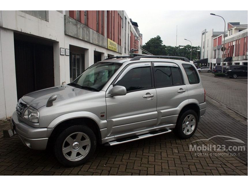 Suzuki escudo 2005