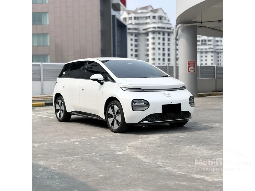 2024 Wuling Cloud EV 460KM Hatchback