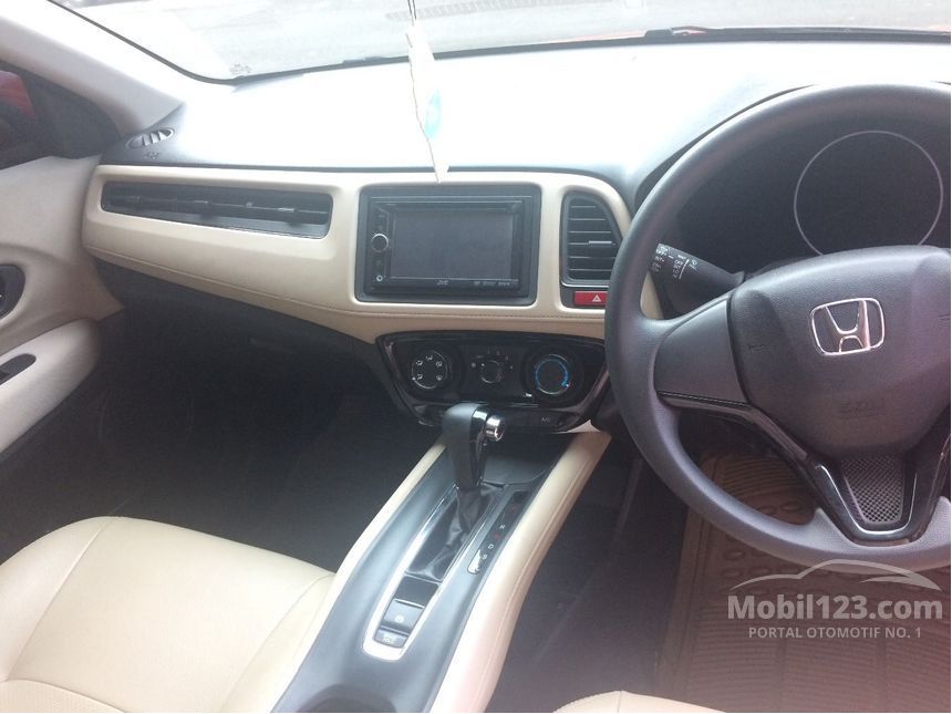 2015 Honda HR-V S SUV