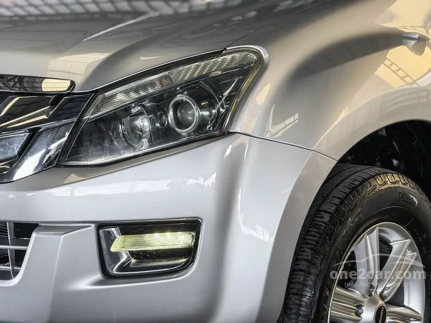 2012 Isuzu D-MAX Hi-Lander Z Space Cab Pickup