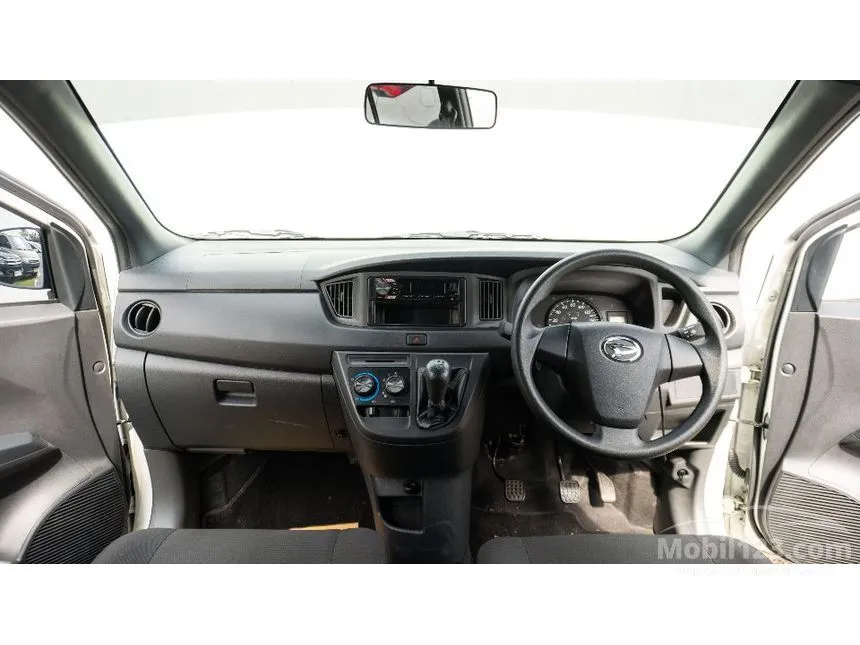 2024 Daihatsu Sigra D MPV