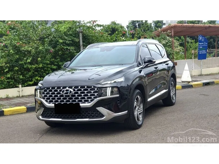 Jual Mobil Hyundai Santa Fe 2022 CRDi Signature 2.2 di DKI Jakarta Automatic SUV Hitam Rp 550.000.000