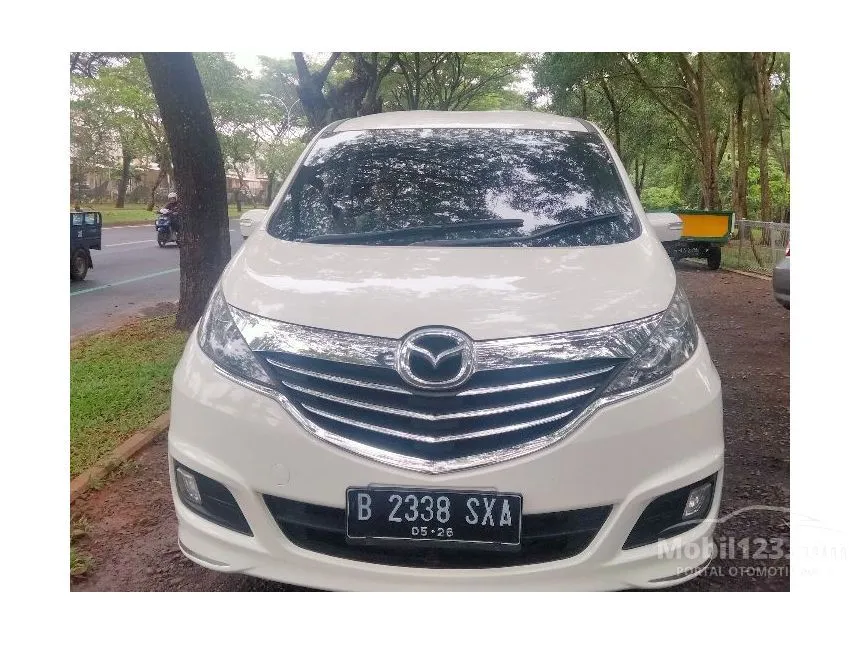 2015 Mazda Biante 2.0 SKYACTIV A/T MPV