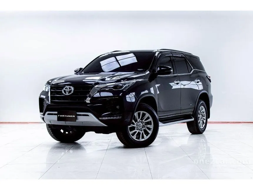 2021 Toyota FORTUNER V SUV