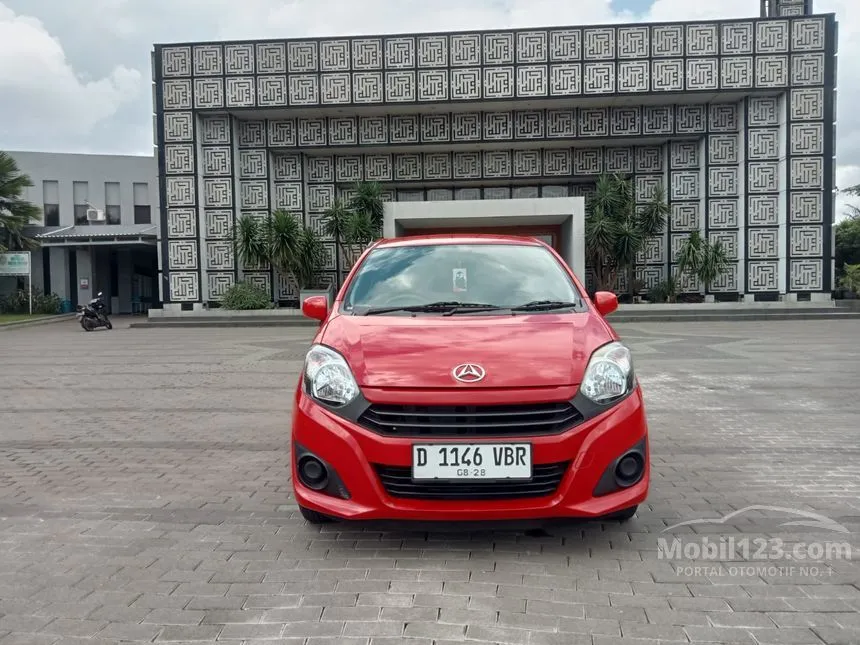 Jual Mobil Daihatsu Ayla 2018 M 1.0 di Jawa Barat Automatic Hatchback Merah Rp 99.000.000