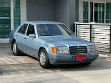 1993 Mercedes-Benz 220E 2.2 W124 (ปี 85-96) Sedan