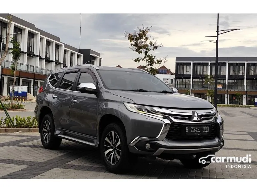 2017 Mitsubishi Pajero Sport Dakar 4X2 SUV
