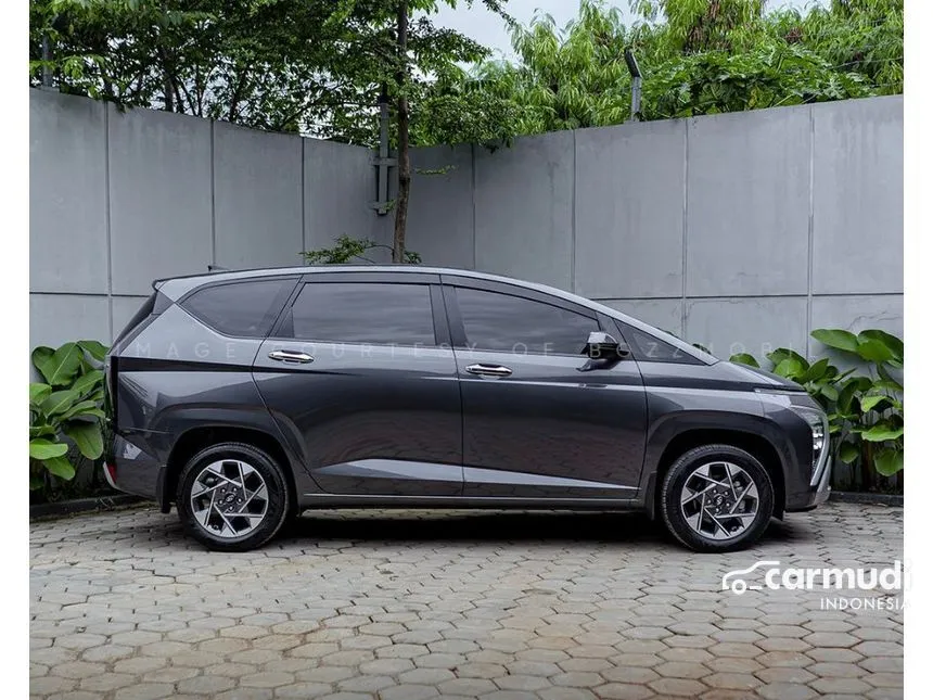 2023 Hyundai Stargazer Prime MPV