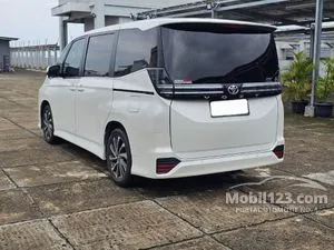 2024 Toyota Voxy 2.0 (Premium Color) MPV