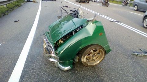 Modified Perodua Kelisa Splits To Two In Fatal Crash