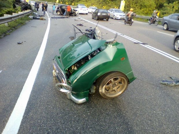 Modified Perodua Kelisa Splits To Two In Fatal Crash Auto News Carlist My