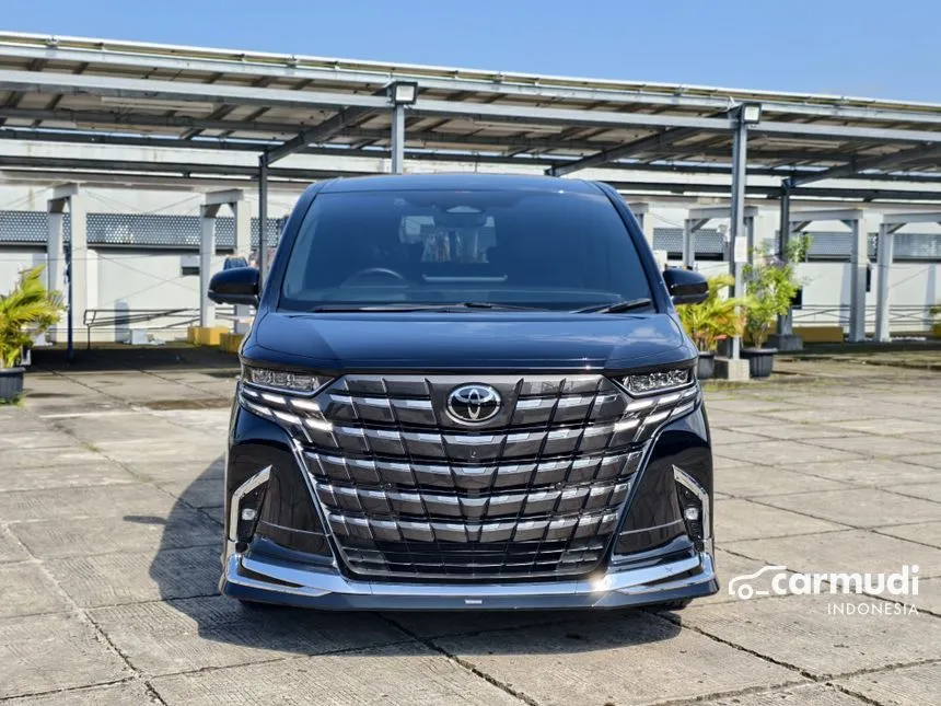 2025 Toyota Alphard HEV Modelista MPV