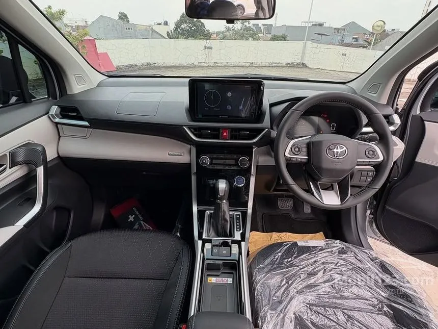 2026 Toyota Veloz V HEV MPV