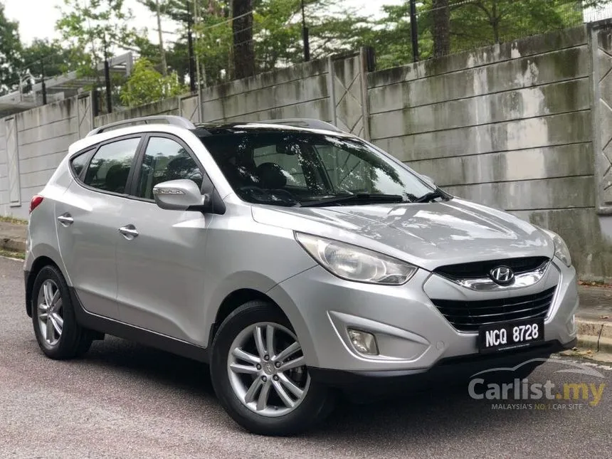 2011 Hyundai Tucson Premium SUV