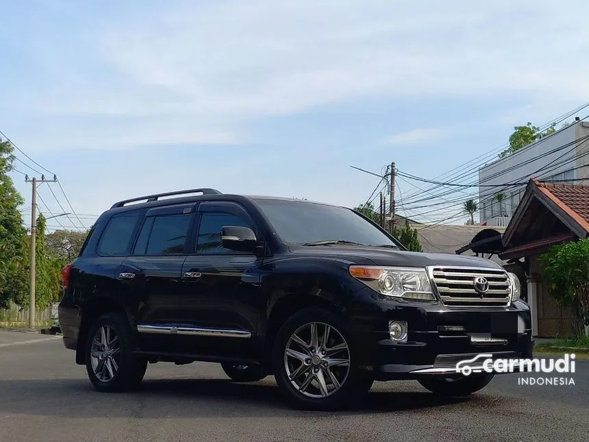 2014 Toyota Land Cruiser Full Spec E VX SUV