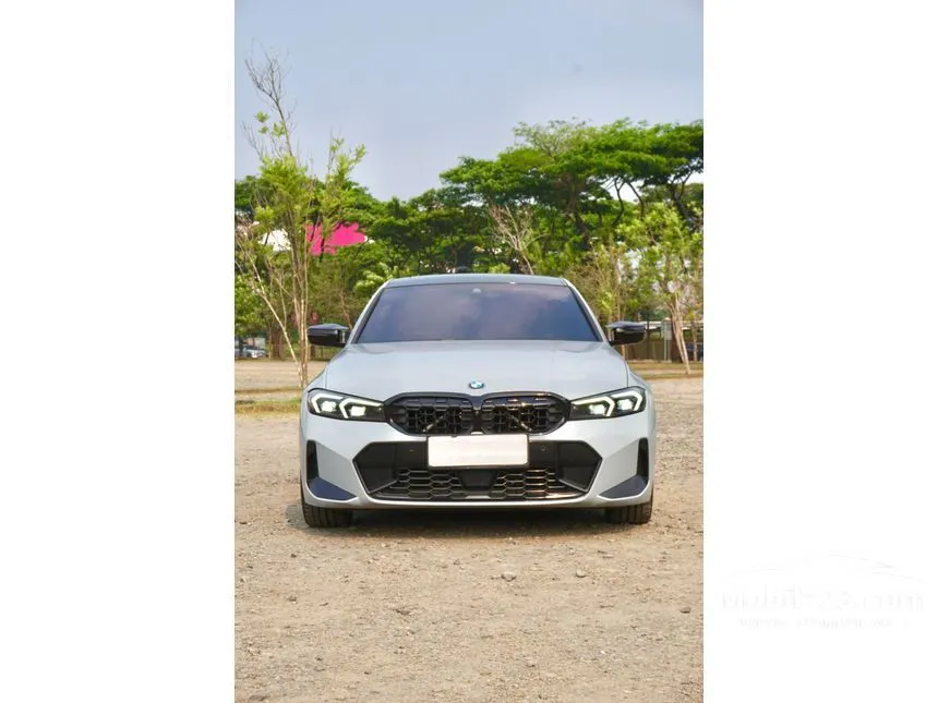2023 BMW 330i M Sport Pro Sedan