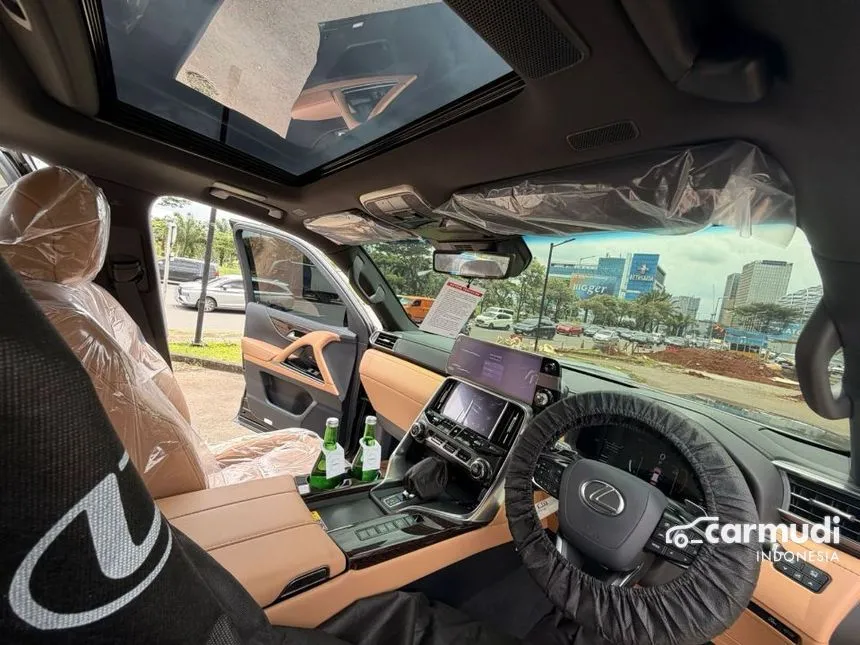 2025 Lexus LX 700h VIP SUV