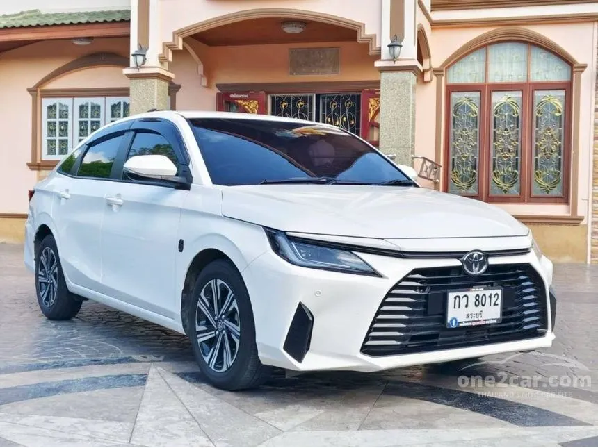 2022 Toyota Yaris Ativ Smart Sedan