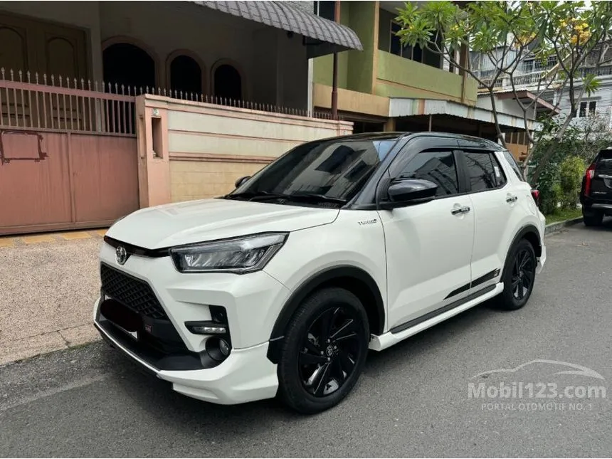 Jual Mobil Toyota Raize 2022 GR Sport 1.0 di Sumatera Utara Automatic Wagon Putih Rp 230.000.000