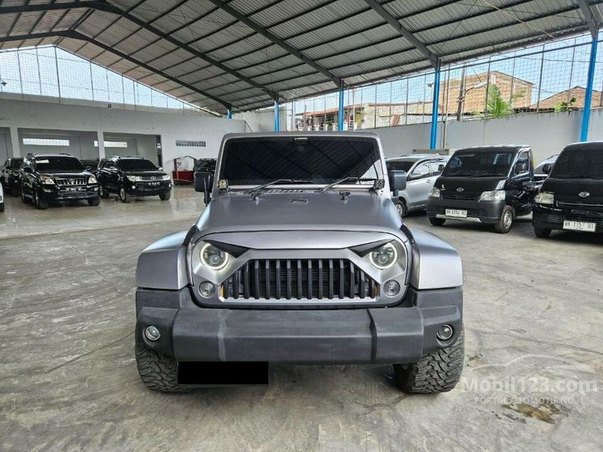 Jual Mobil Jeep Wrangler 2012 Rubicon Unlimited 3.6 di Sumatera Utara ...