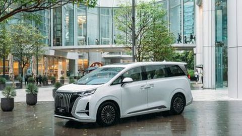 Deretan Mobil Baru Januari 2025: Dari MPV Listrik hingga SUV Hybrid