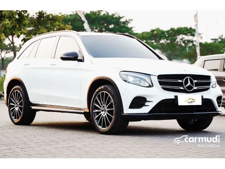 2020 Mercedes-Benz GLC200 AMG Line SUV