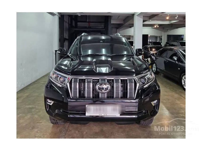 2019 Toyota Land Cruiser Prado TX SUV
