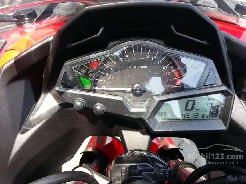 Jual Motor Kawasaki Ninja 2013 0.3 di Jawa Timur Manual Merah Rp 45.000