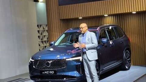 Mobil Volvo Turun Harga di GIIAS 2025: Strategi Agresif atau Keputusasaan Pasar?