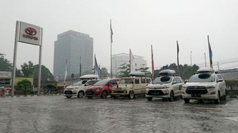 MPV Andalan Toyota Mampu Libas 6 Pulau Tanpa Halangan