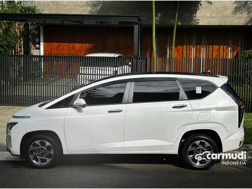 2022 Hyundai Stargazer Prime MPV