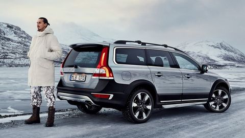 Volvo To Reveal New V90 Cross Country
