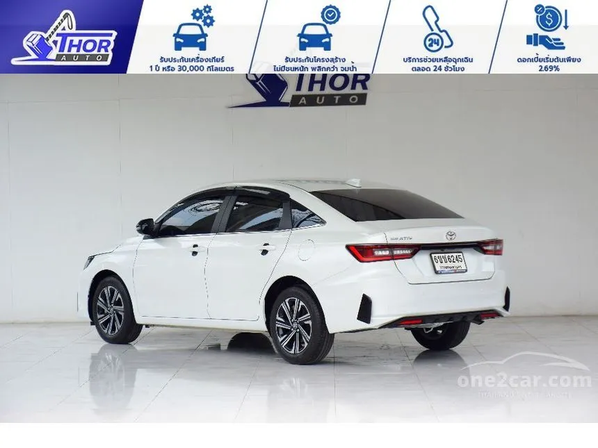 2023 Toyota Yaris Ativ Premium Luxury Sedan