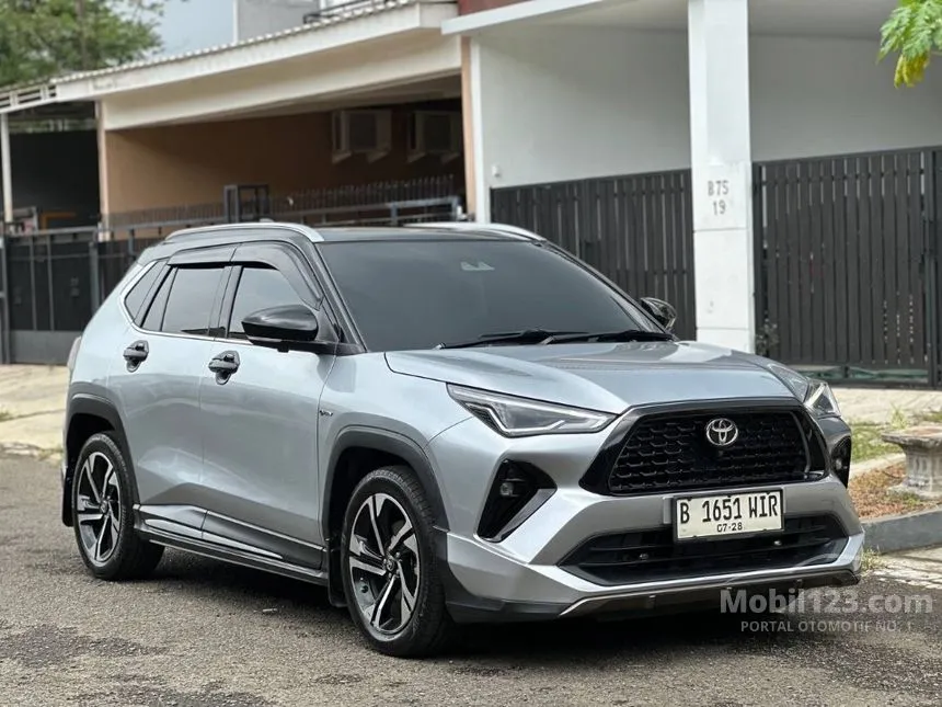 2023 Toyota Yaris Cross S HV with GR Parts Aero Pkg (Prem Clr) SUV