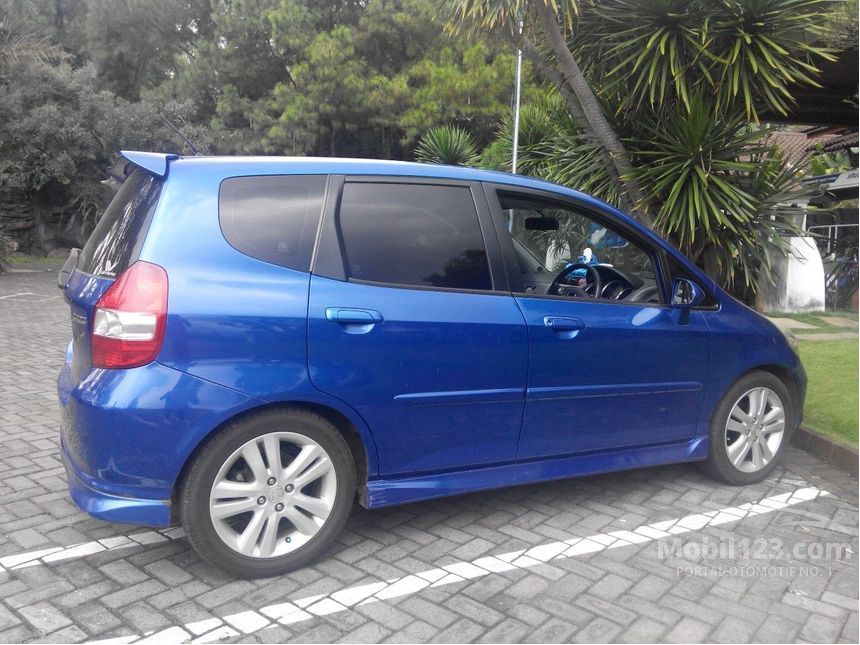 Jual Mobil  Honda Jazz  2005  VTEC  1 5 di Jawa Timur 