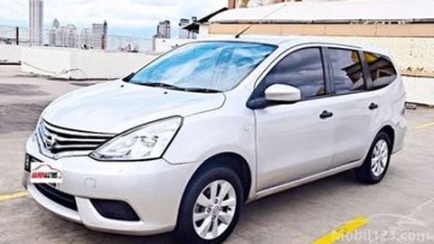 Harga Tunai dan Kredit Grand Livina Bekas 2015 Ini Sama, Masih Bisa Nego