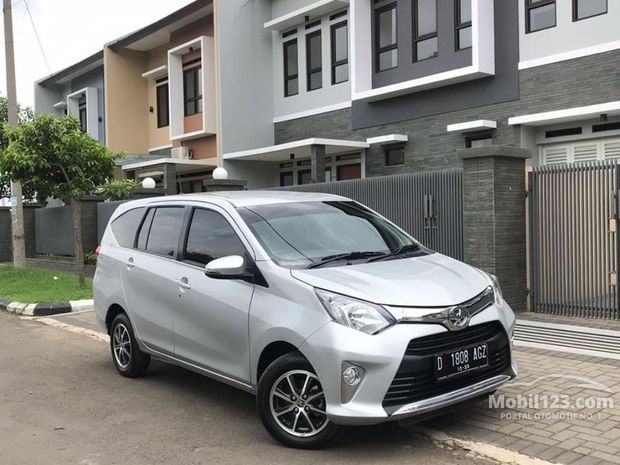 Toyota Calya  Mobil  bekas  dijual  di Bandung  Jawa barat 