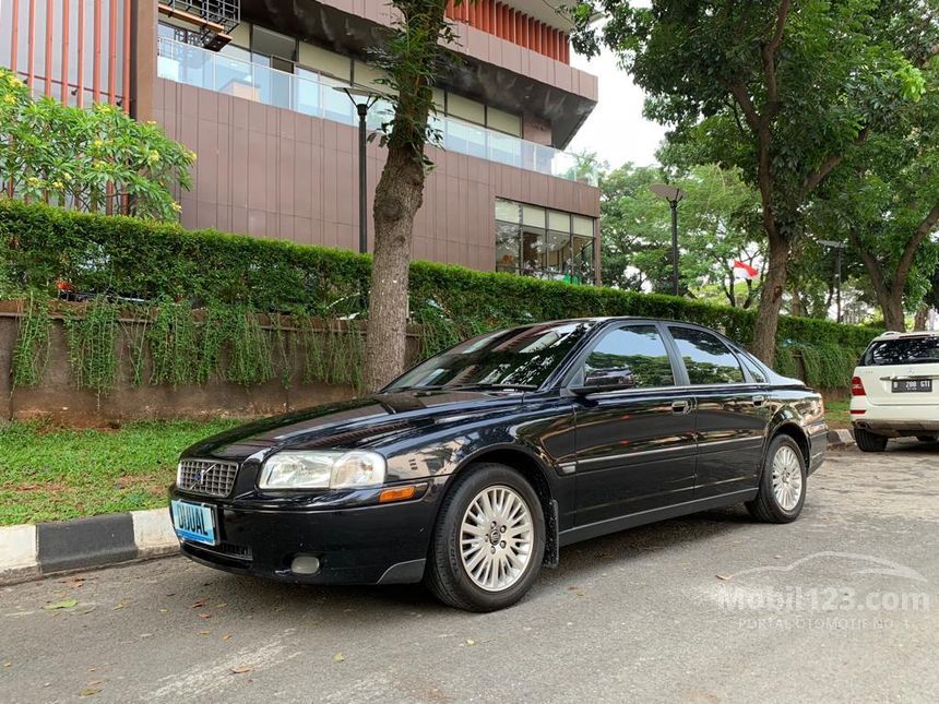 Jual Mobil  Volvo  S80 2007 Series 1 2 4 di Banten Automatic 