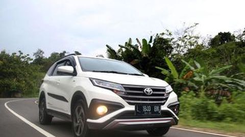Harga Toyota Belum Naik Meski Rupiah Melemah