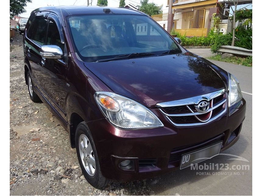 2011 Toyota Avanza G MPV