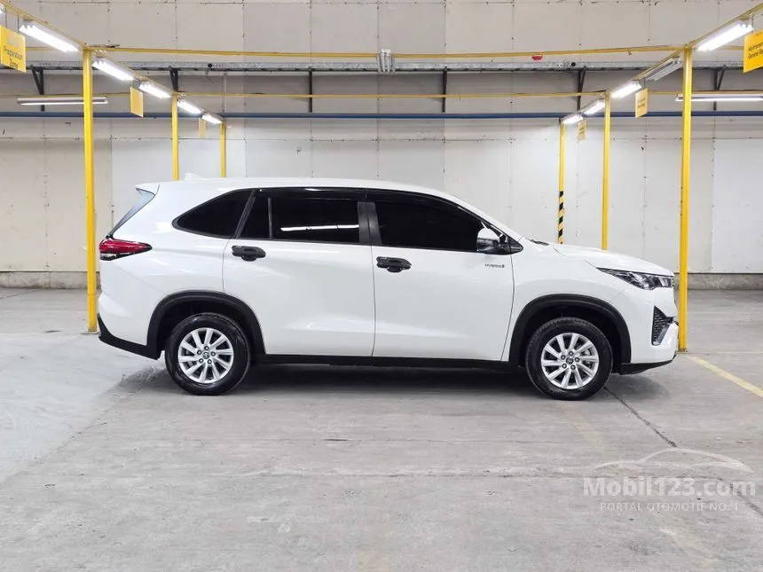 2023 Toyota Kijang Innova Zenix G HV (Premium Color) MPV