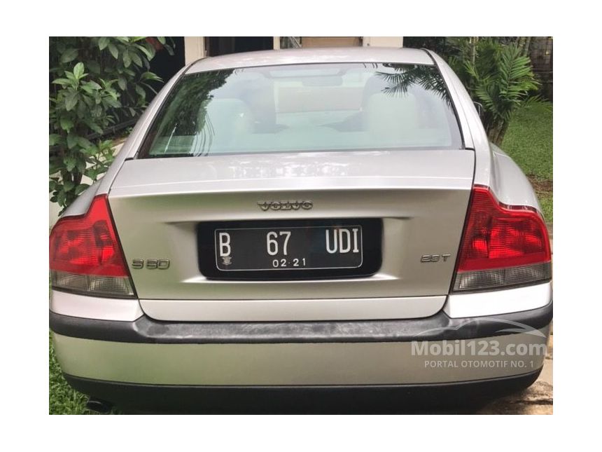 Jual Mobil  Volvo  S60 2005 Series 1 2 3 di DKI Jakarta 